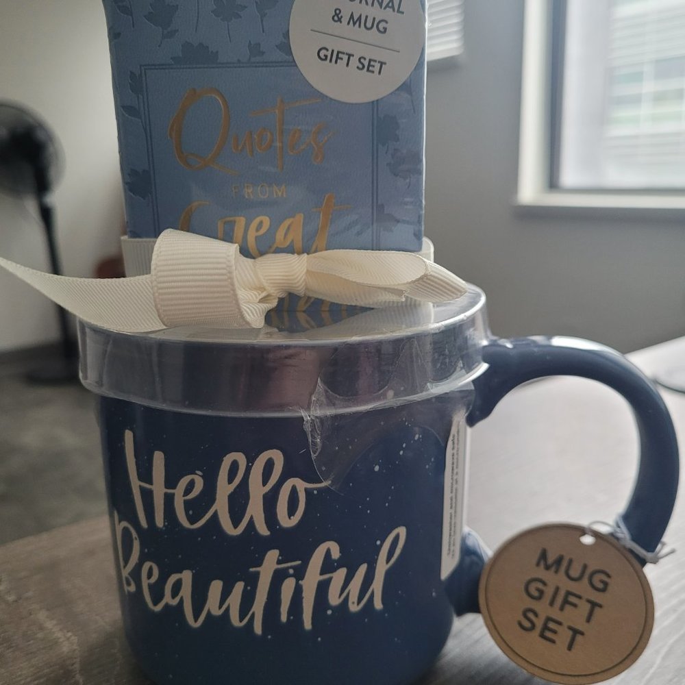 Hello Beautiful Mug and Book Gift Set - Picture 2 of 6